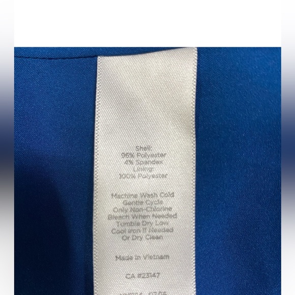 TALBOTS BLUE FLORAL PENCIL SKIRT IN SIZE 6p - Picture 3 of 9